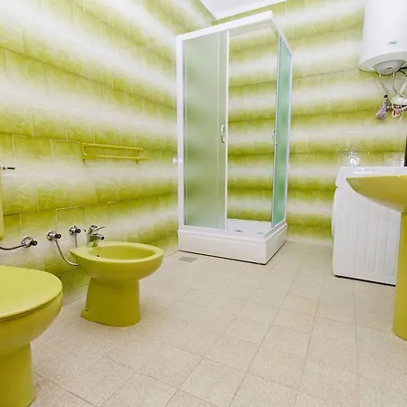 Mladenka Apartment *